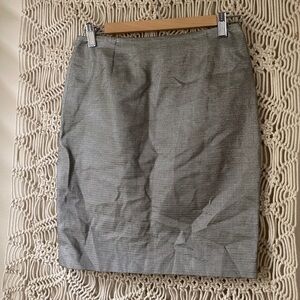 Luca Luca Silver Metallic Pencil Skirt | EU 40